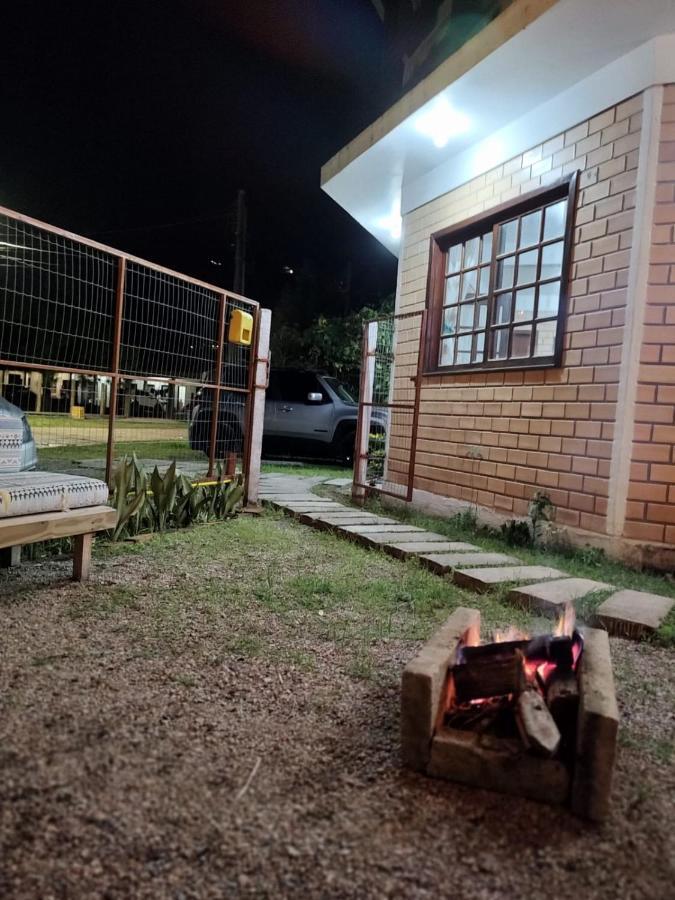 Pantai Pousadas - Jacuzzi Aquecida E 300 Metros Da Praia Da Ferrugem Garopaba Dış mekan fotoğraf