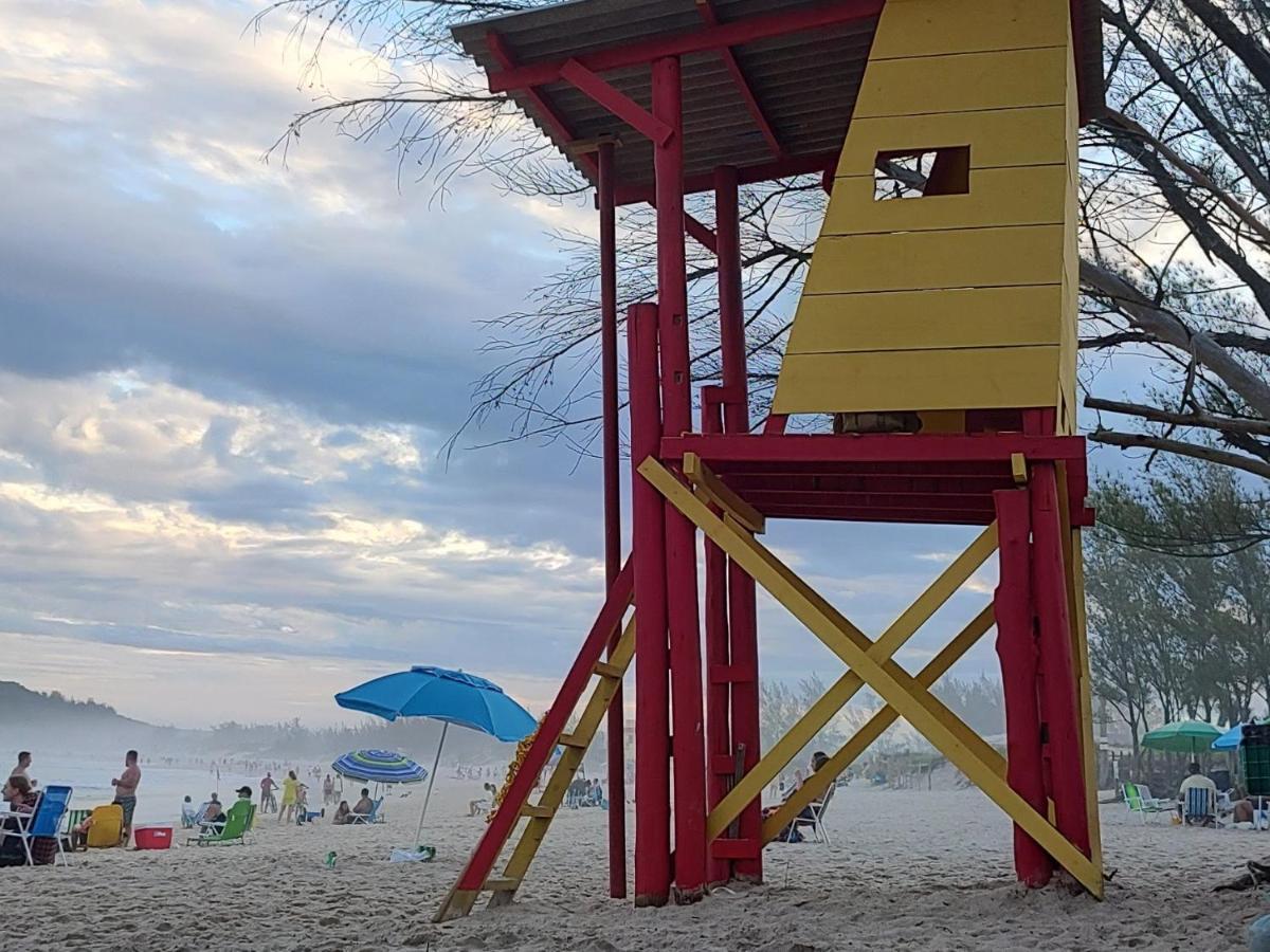 Pantai Pousadas - Jacuzzi Aquecida E 300 Metros Da Praia Da Ferrugem Garopaba Dış mekan fotoğraf