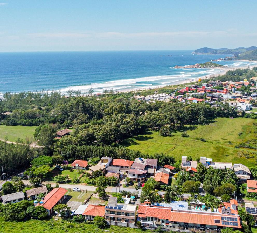 Pantai Pousadas - Jacuzzi Aquecida E 300 Metros Da Praia Da Ferrugem Garopaba Dış mekan fotoğraf